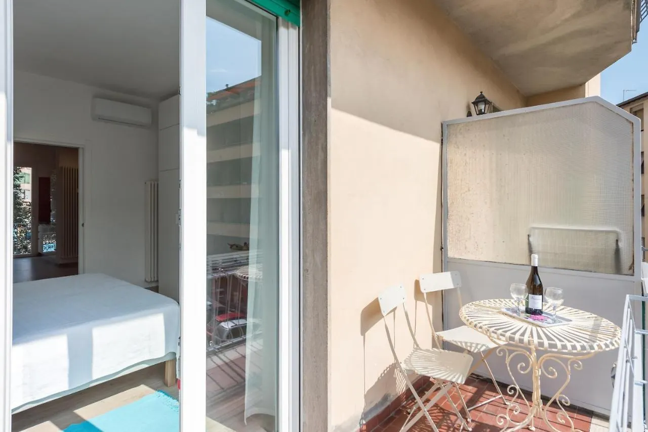 Modern Flat Alberti Arno River Lift&Terraces Firenze
