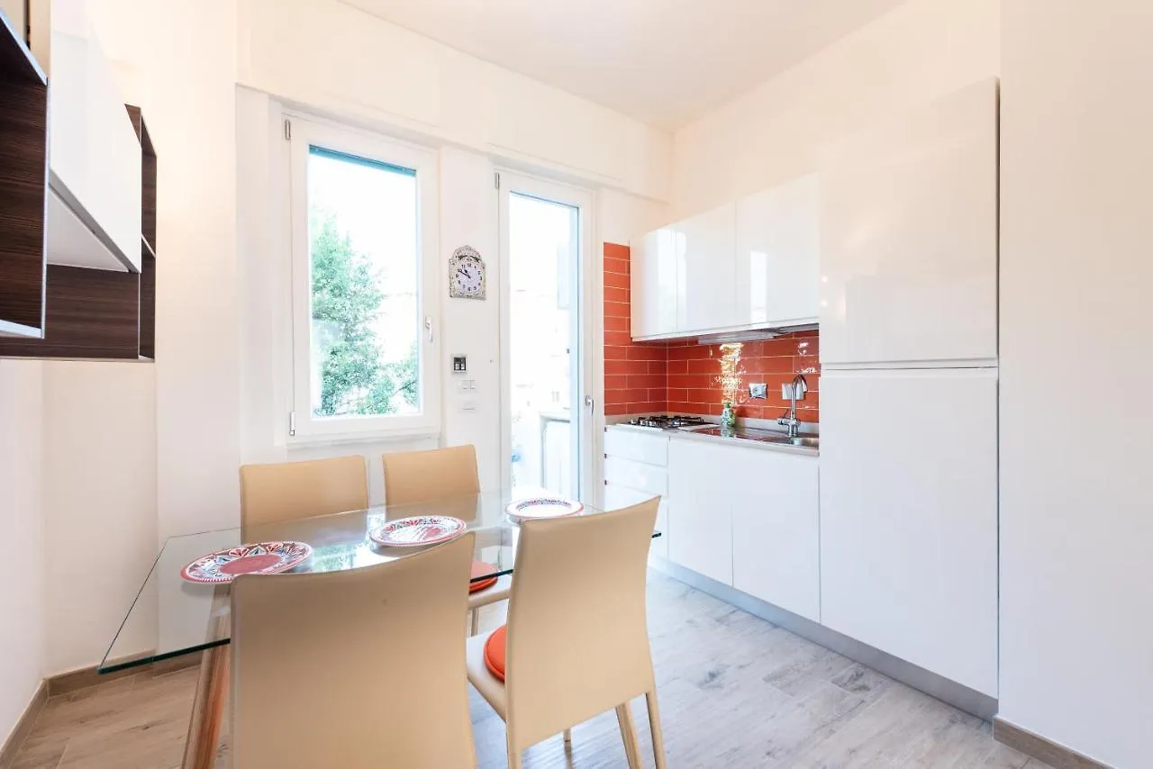Modern Flat Alberti Arno River Lift&Terraces Firenze